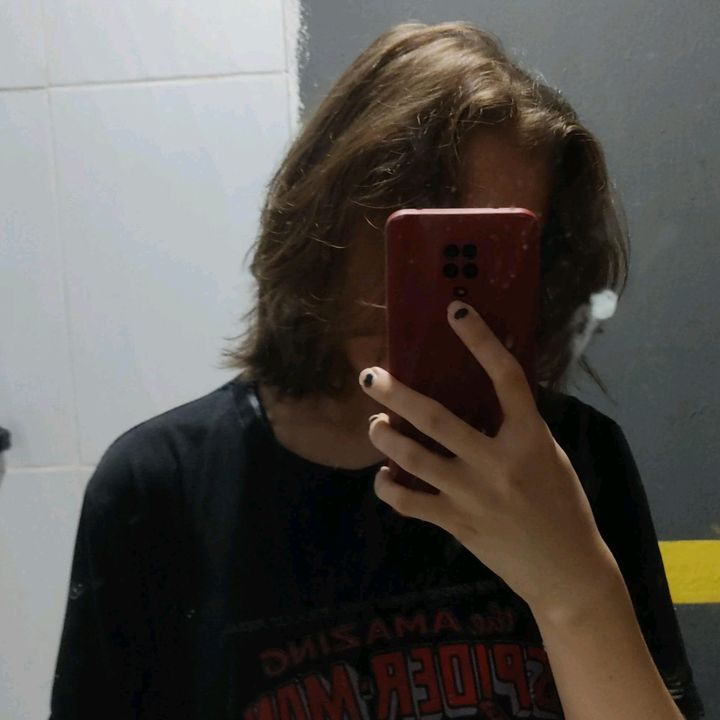 Noah.•.°⟭⟬⁷