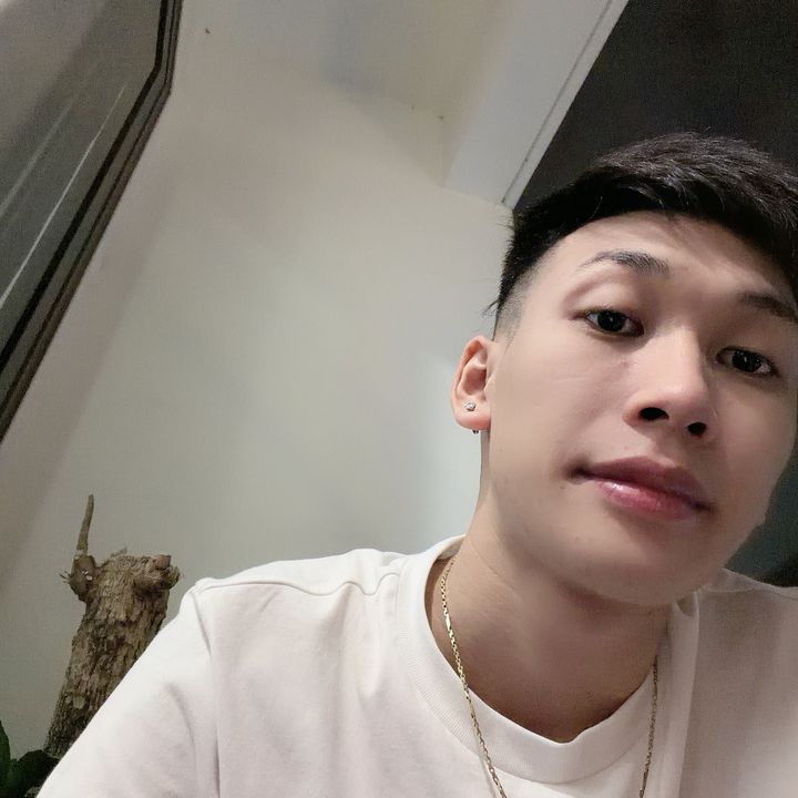 Việt Bé Tí 🖍️
