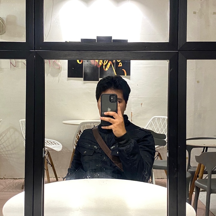 Vyronn 🔍