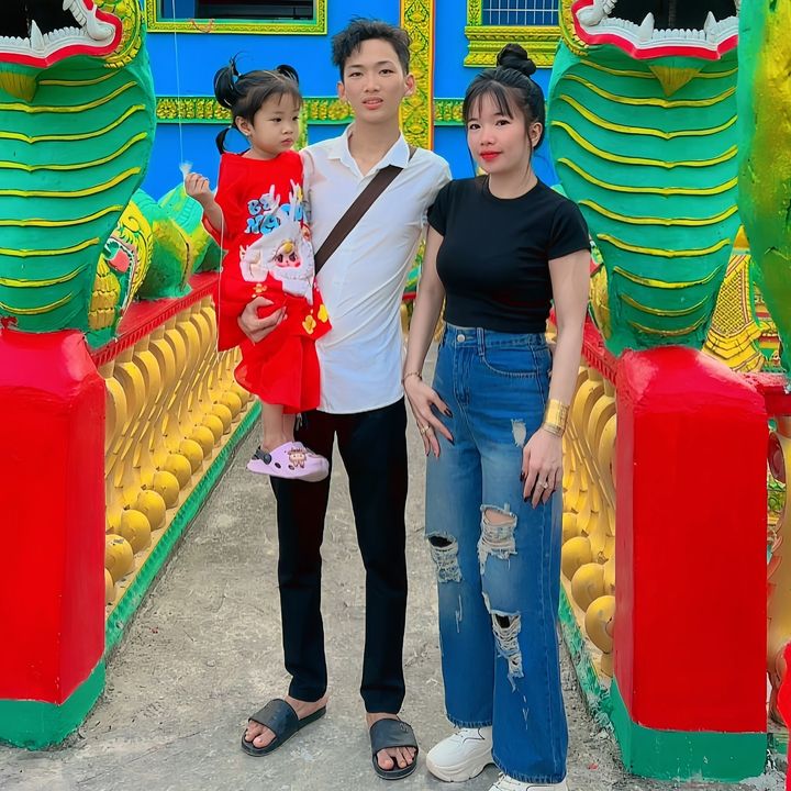 Vợ Chồng Bà Như