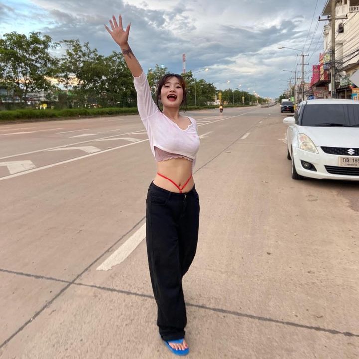 ꧁⊱ เเม่นาง กำเงิน  ⊰꧂