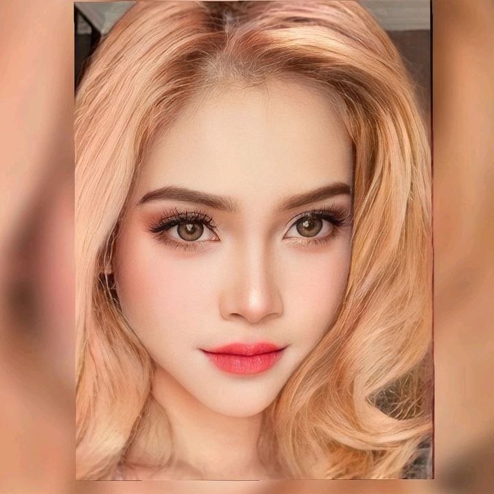 ROSELYKA FASHION QUEEN