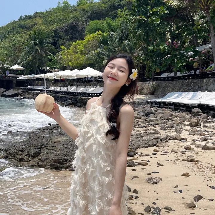 Hôm nay mặc gì ?