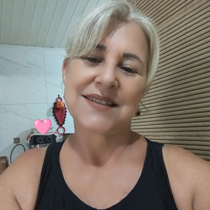 zelia Lucindo