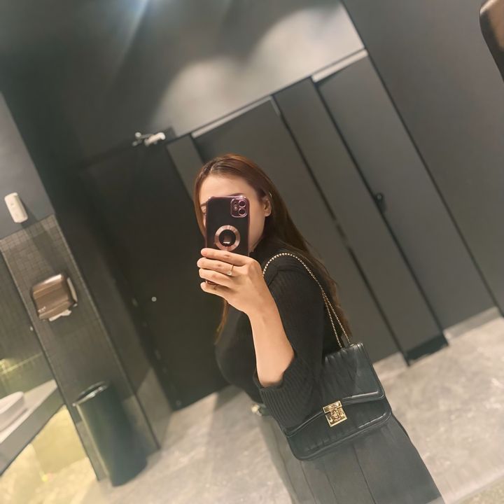raraalmiraaaa🦋