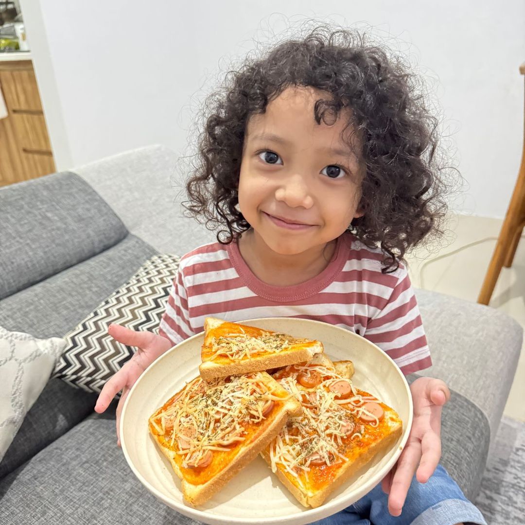 Clothing store by eby