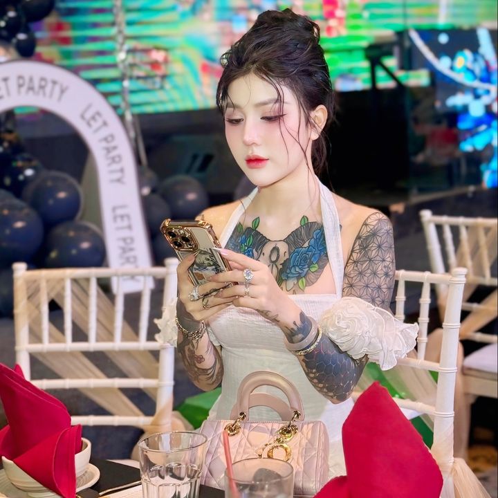 Bà miu chính chủ (nick phụ)