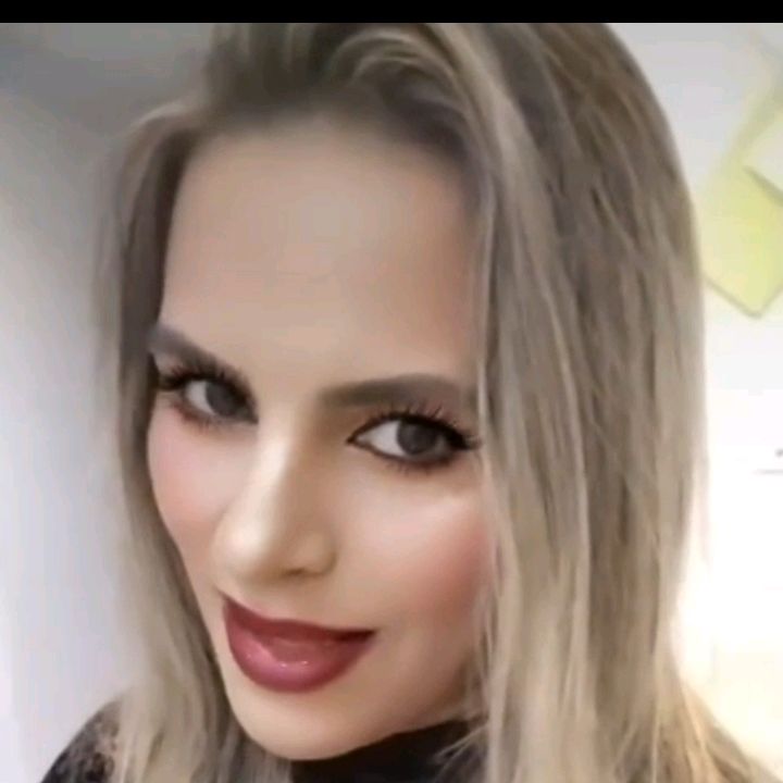 lucia carelli805 costa