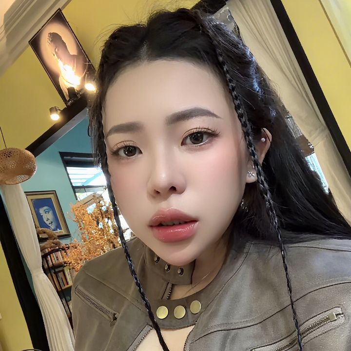 ☘️NguyễnBéCỏ