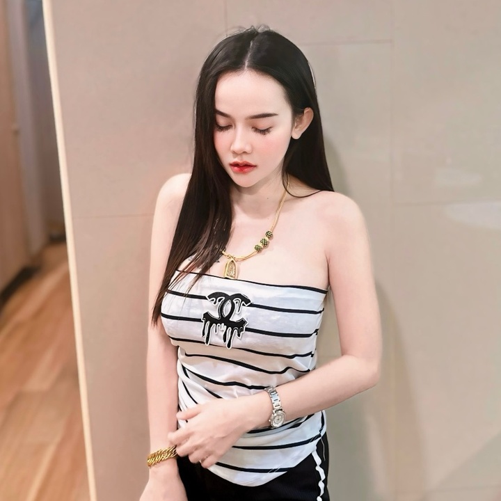 ชื่อบี ที่แปลว่าผึ้ง🐝