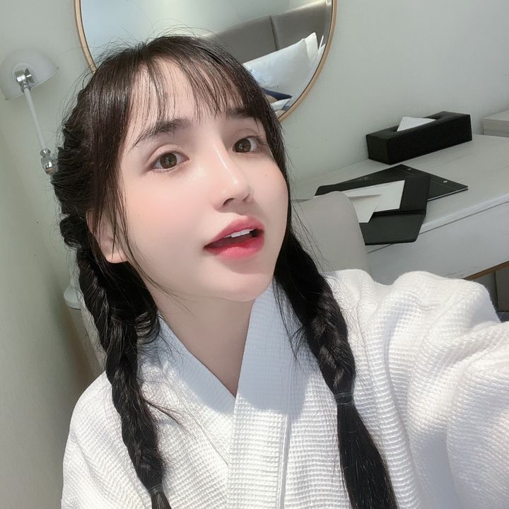 Thủy Bi