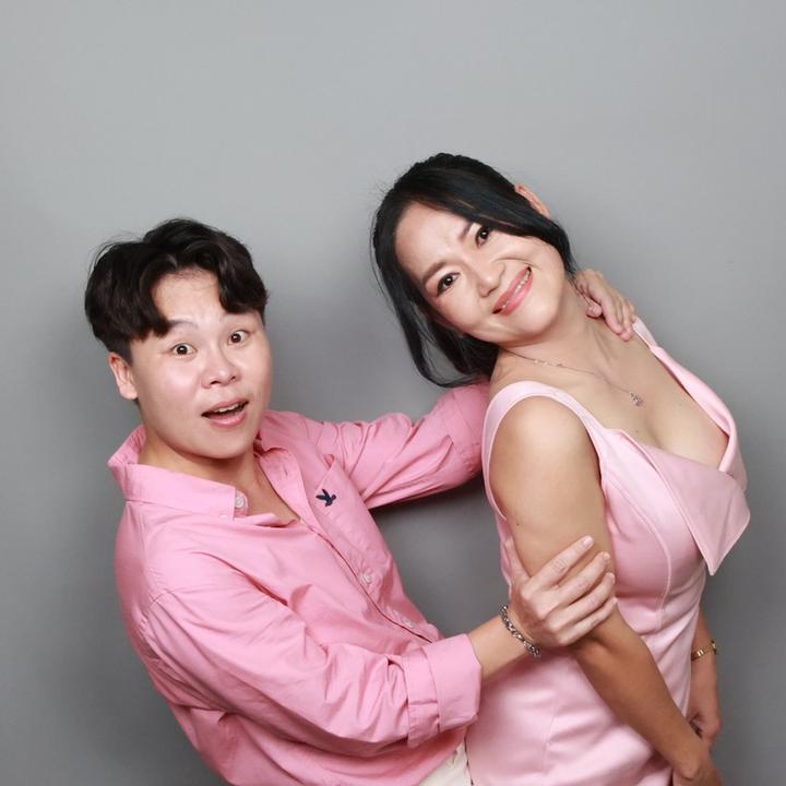 พ่อใหญ่มังกร&เจเจ้ (ช่องไลฟ์)