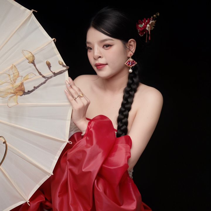 Hiền kem( phương hiền 2)