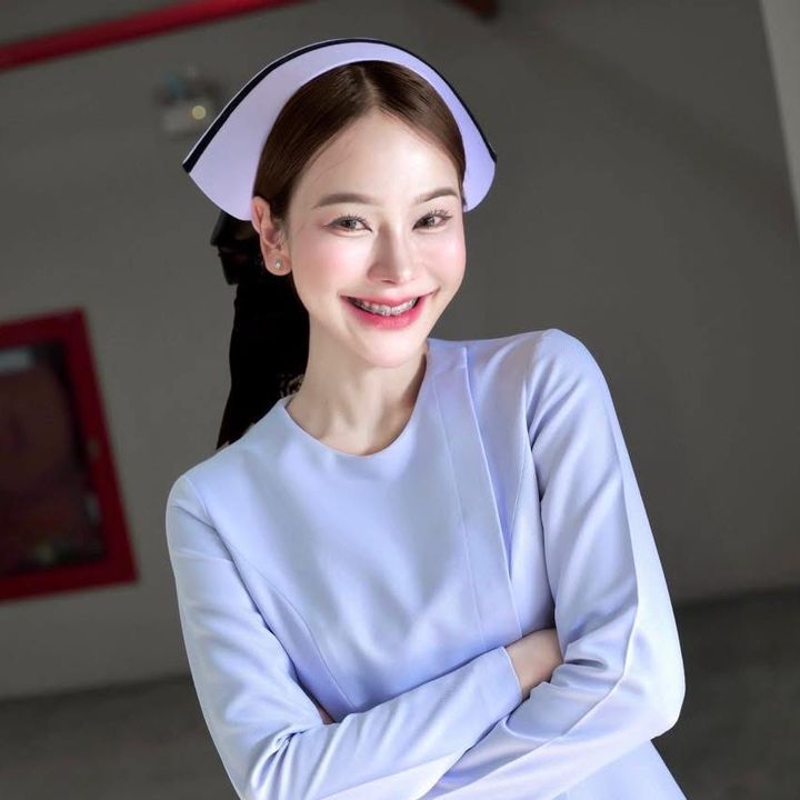 เเมงมวยน้อย สั่งตะกร้าหน้าช่อง