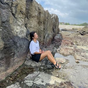 อยู่อย่างยุ่น