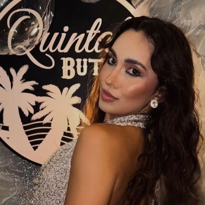 Thais Oliveira❤️