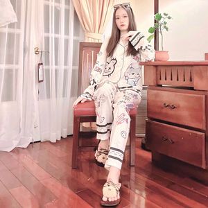 Út vàng shop ( Nhung Daily )🍊