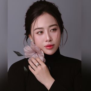 Cô Ba Oanh Kem
