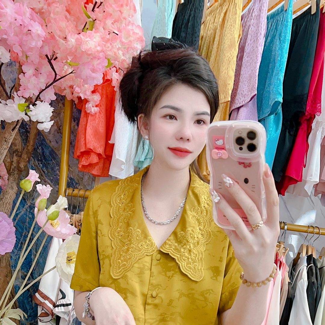ÁNH TUYẾT