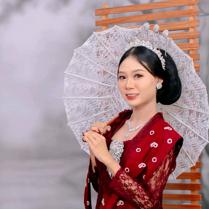 Dari kontak Anda