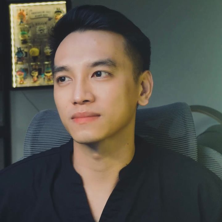 Master Luminous Dũng Văn