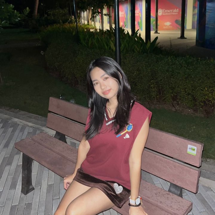 nicole