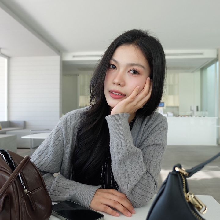 น้องออยทีชเชอร์(1.1M)