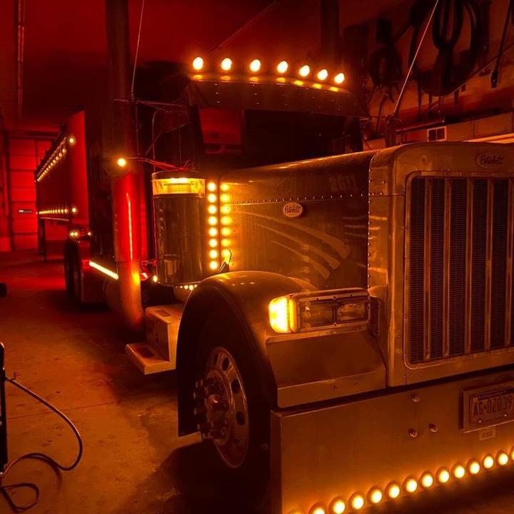 Charlie Trucker