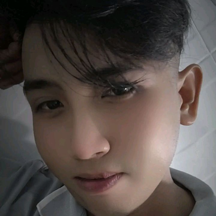 Nam Cá Mập