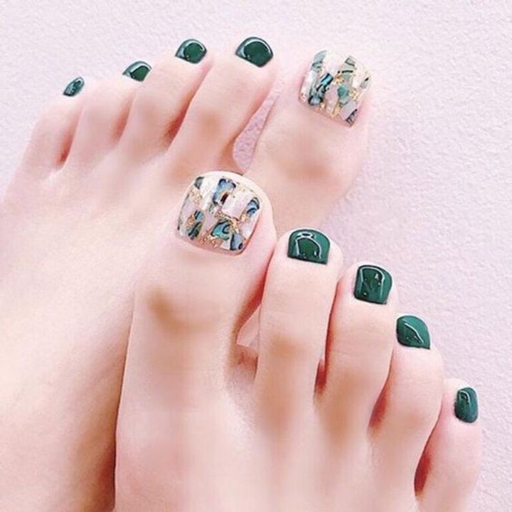 Toenails 🦶🏻