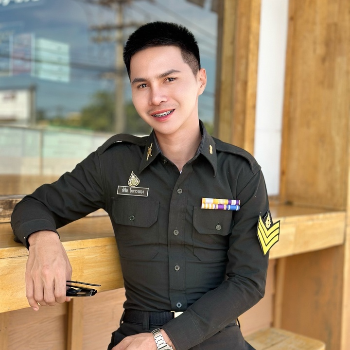 หมู่ไวท์ ช่องจริง