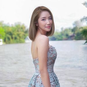 NokChicly makeup แม่มดเสกสวย