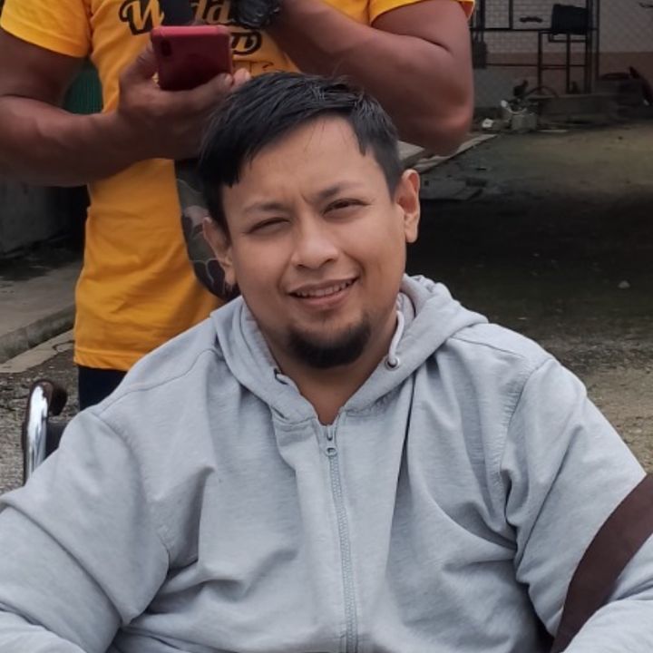 idzwan(senyuman oku👨🏻🦽)
