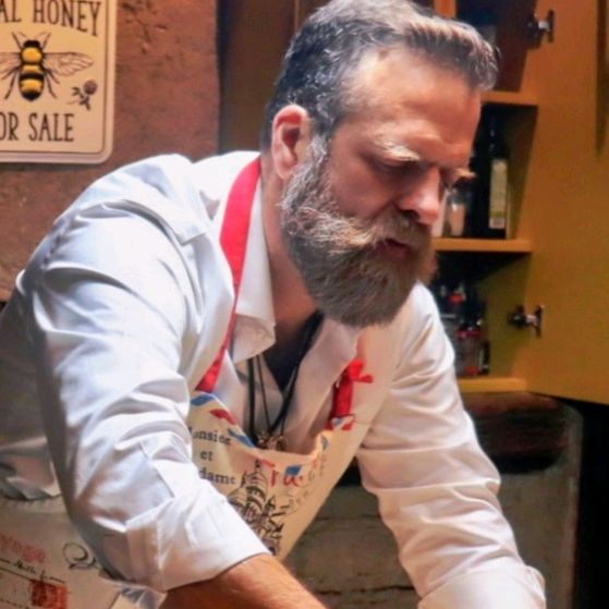 Chef Ernesto Slim