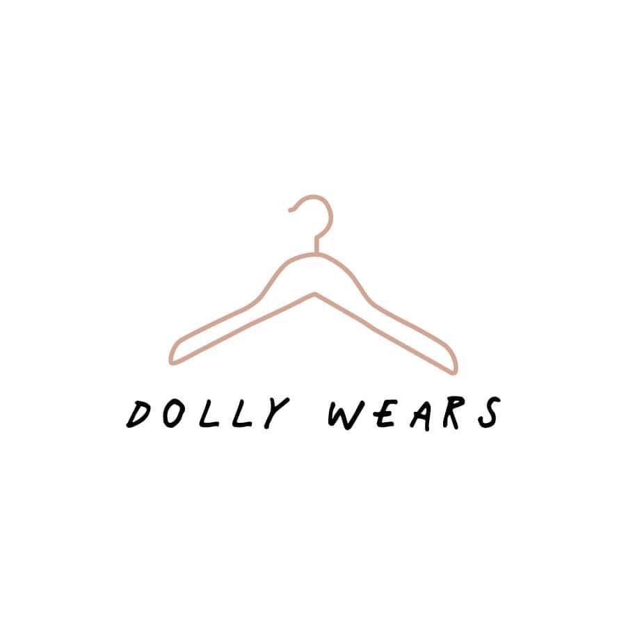 Dolly wears