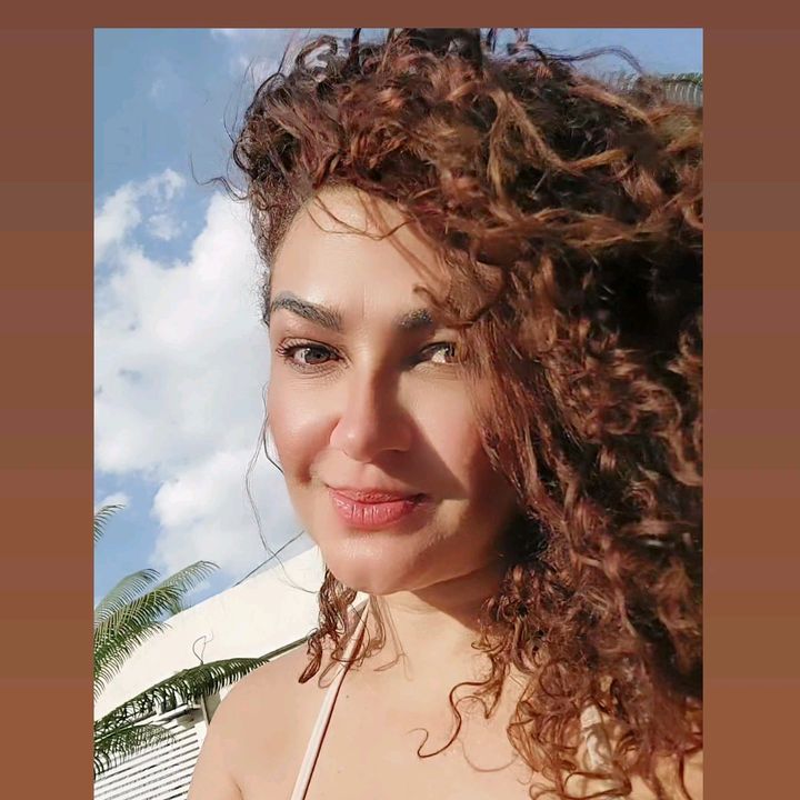 Beca Andrade