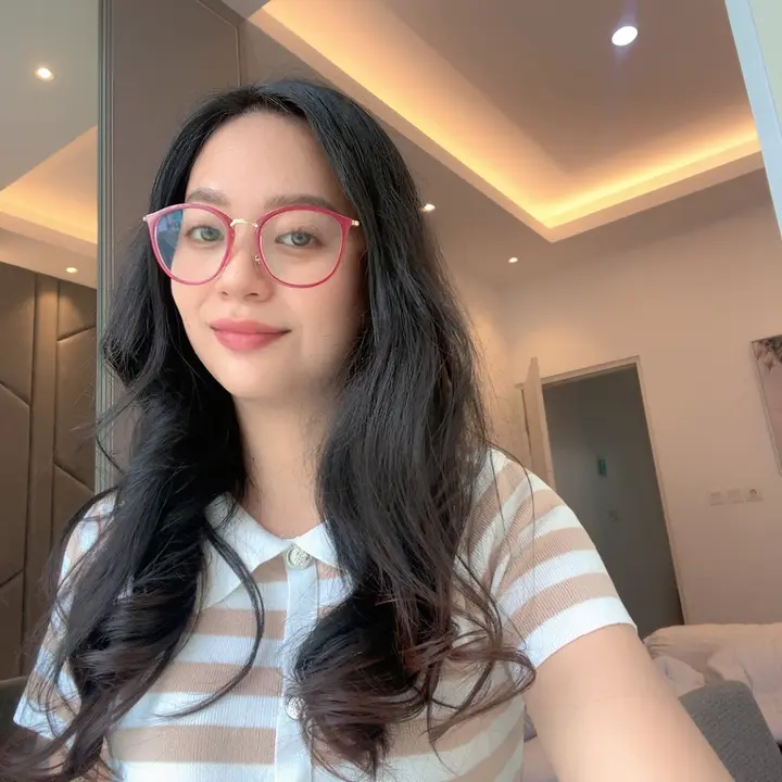 Larissagrosir1