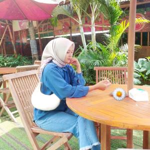 Racun by Eza