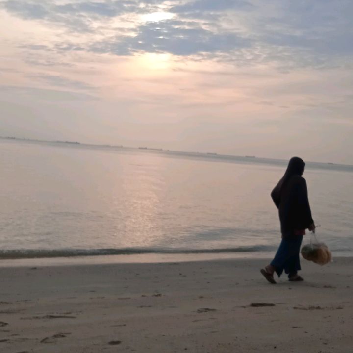 santika cila