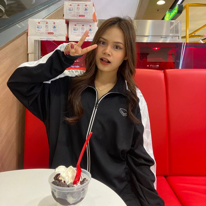 ทิพย์สไลด์🪼(209.5K)