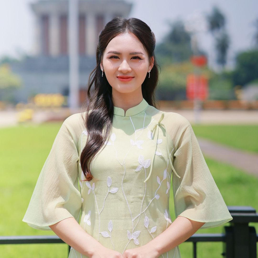 Khổng Phương Mai