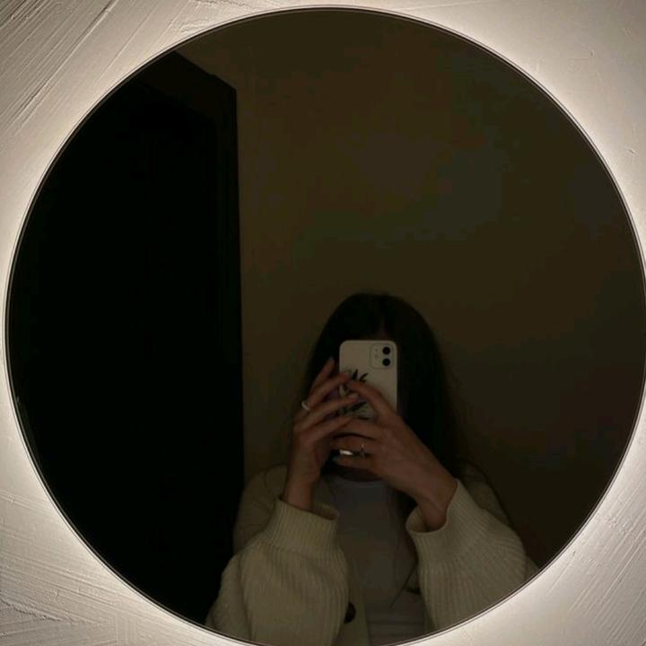 ✧˖°.Momshiekimmy‧₊˚ ⊹
