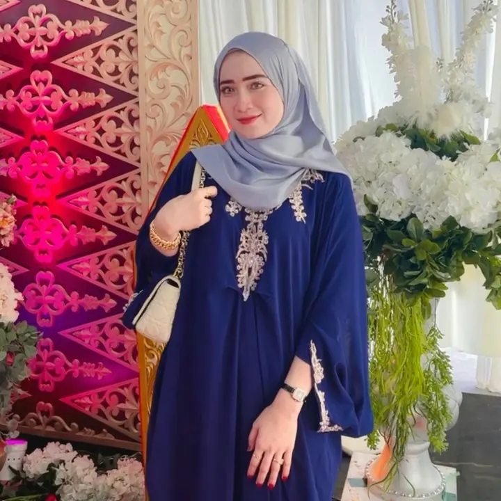 AYUAZLINA MIKAYLA HIJAB