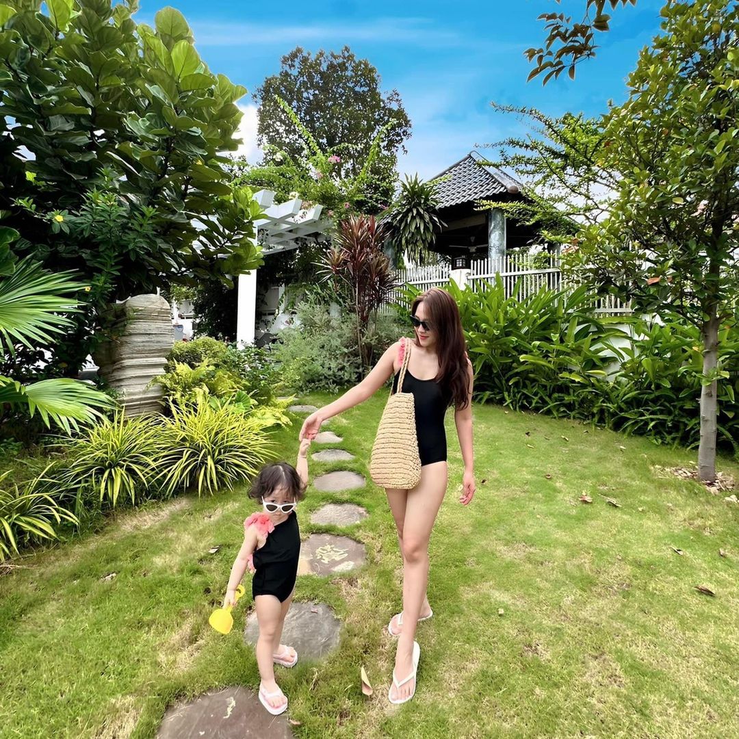 Mẹ Sam Review 🌻