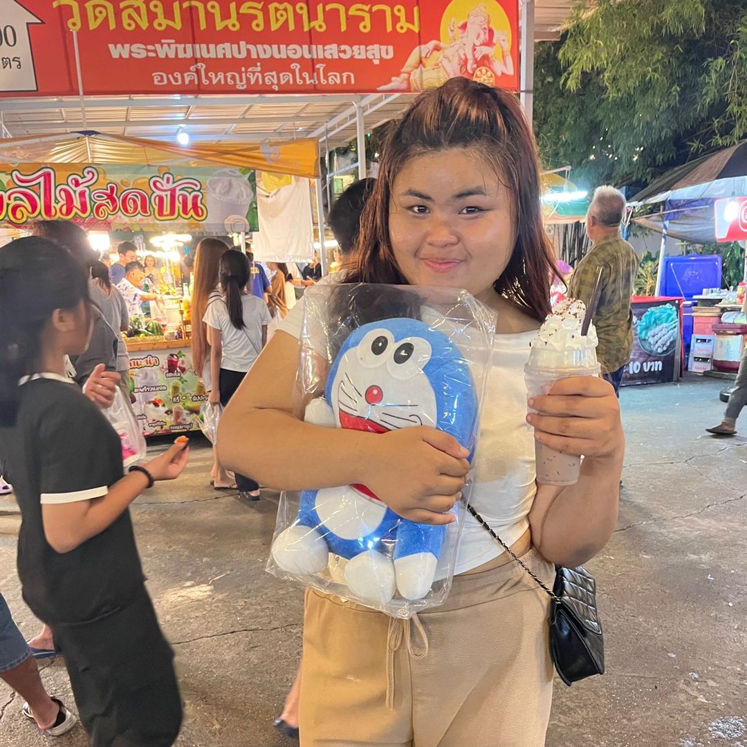 แพ็คกี้รีวิวเสื้อผ้าา