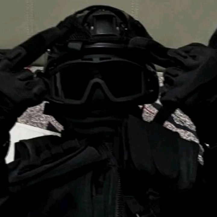 black44