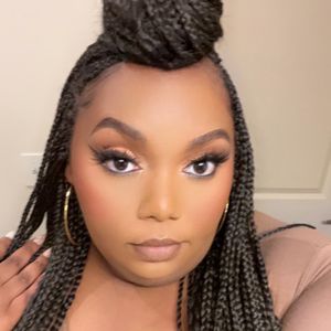 Phylicia Dshea