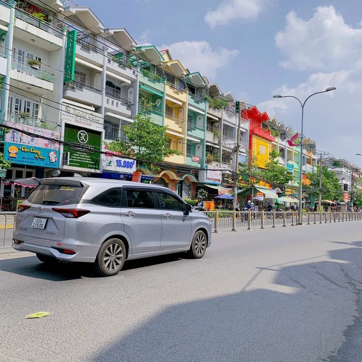 Đủ Kiểu Tạp Nhạp