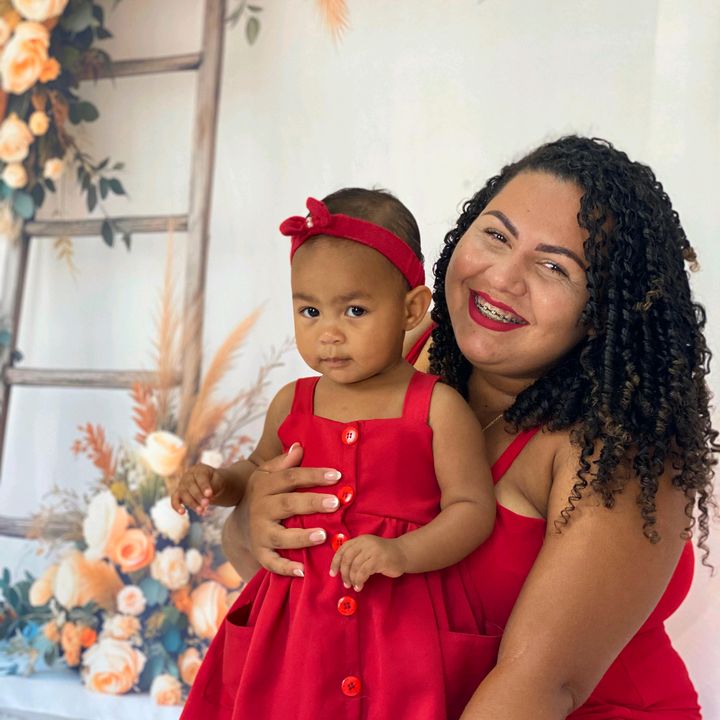Mayrla mamãe da ísis 😍💜