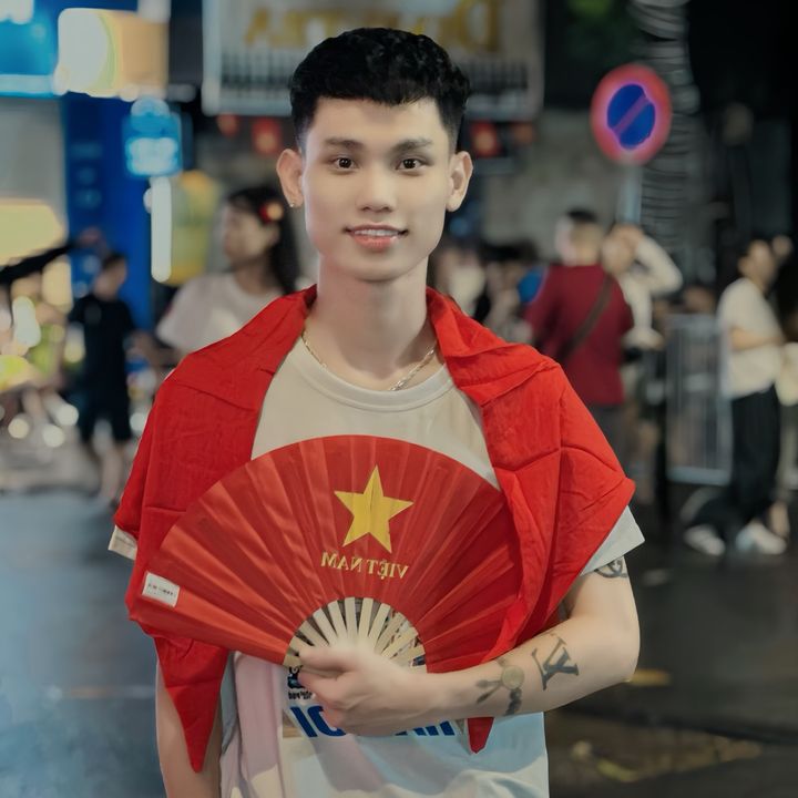 👑Tấn Cục Súc🐣